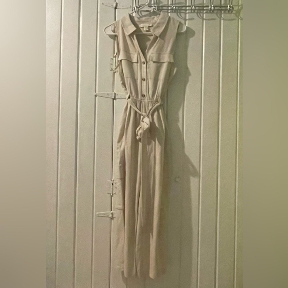 Sleeveless Collared Jumpsuit with Waist Tie in Light Beige